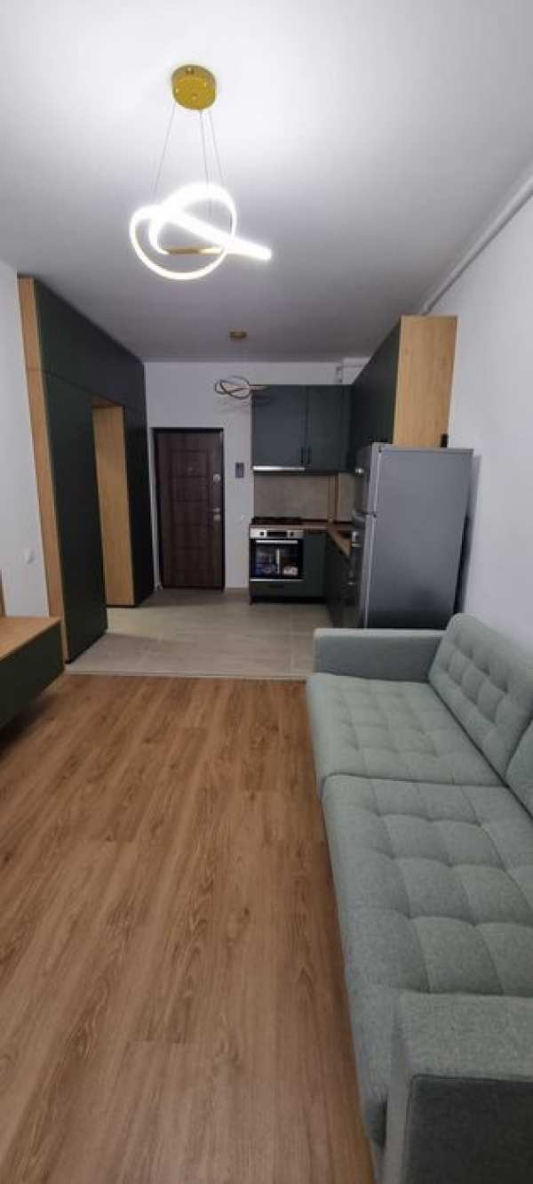 Studio de inchiriat