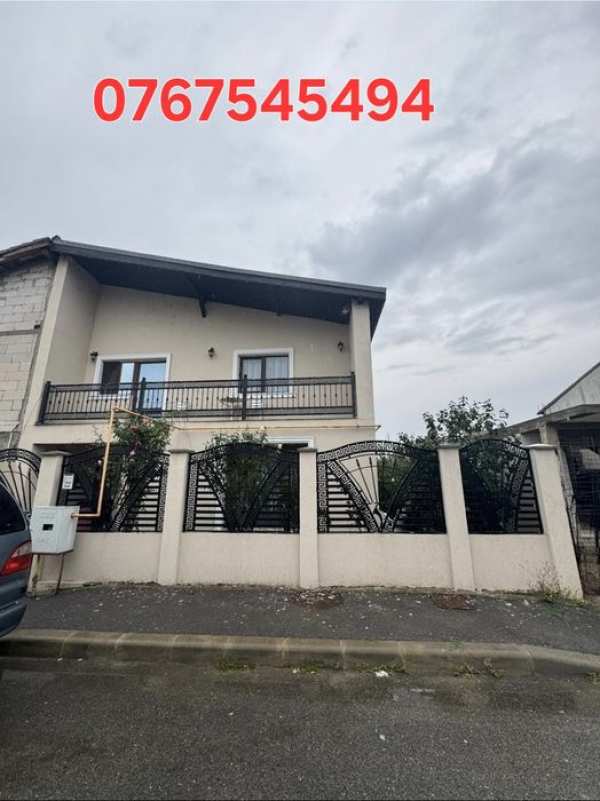 Vând Casa 165000€