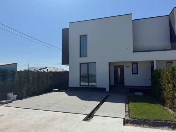 Casa de Vanzare Bacau, Margineni