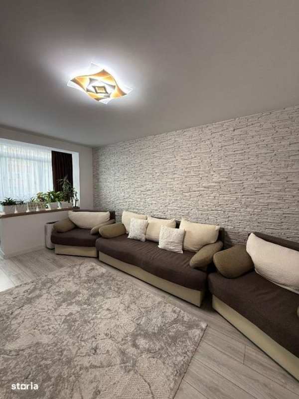 De vanzare Apartament 2 camere, zona Ampoi.
