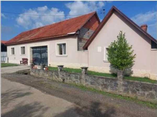 Casa cu curte si gradina in Traian Vuia, jud. Timis