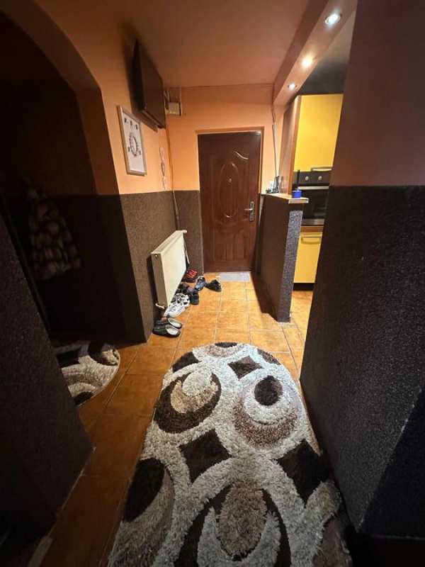 Apartament Bocsa 3 camere  decomandat 90mp