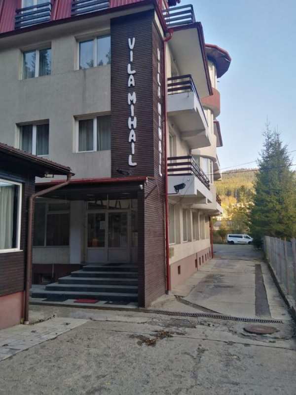 Inchiriez vila pt. azil, clinica medicala, clinica recuperare, spital