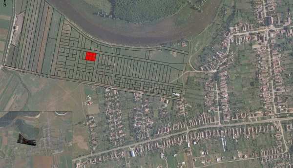 2x 640 mp  parcele teren casa in Zadareni