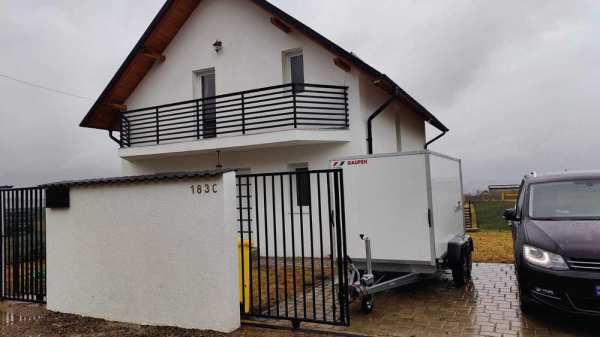 Inchiriez casă in Moara