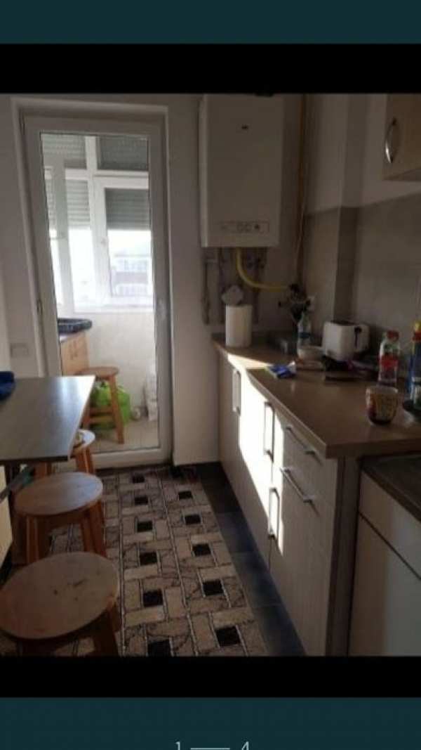 Caut colega garsoniera