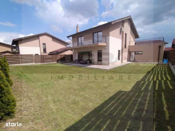 Casa individuala 5 camere, teren 530 mp, 4 parcari, zona Iulius Mall