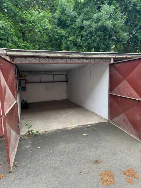 Garaj de închiriat – practic și bine poziționat!