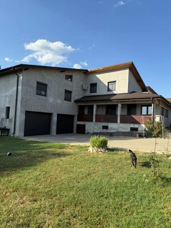 Proprietar inchiriez Vila – 350 mp utili, Dragomirești Vale
