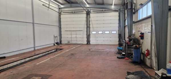 Inchiriez hala service auto, productie sau  depozit +teren