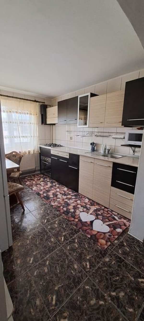 Apartament de închiriat  Targoviste
