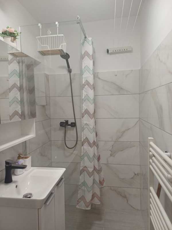 Inchiriez  garsoniera pe termen lung str. Fermelor, langa Socar