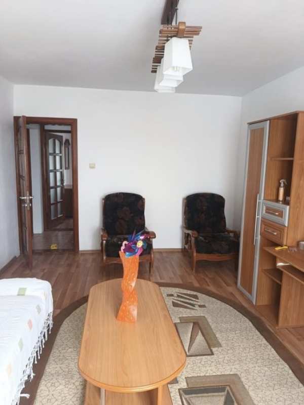 Apartament 2 camere decomandat zona Hôtel Traian
