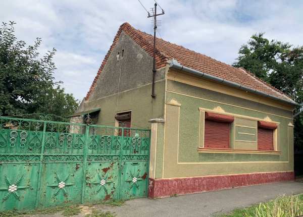 De Vanzare Casa Renovabila