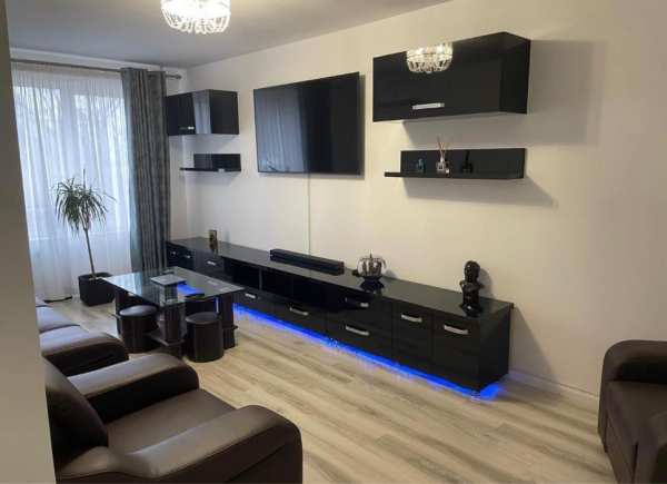 Apartament modern cu 2 camere de inchiriat – Royal Town Iași