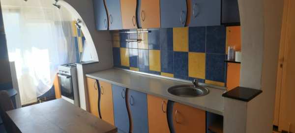 De închiriat apartament 2 camere – Râșnov