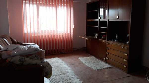 Apartament 4 camere decomandat Curtea de Arges