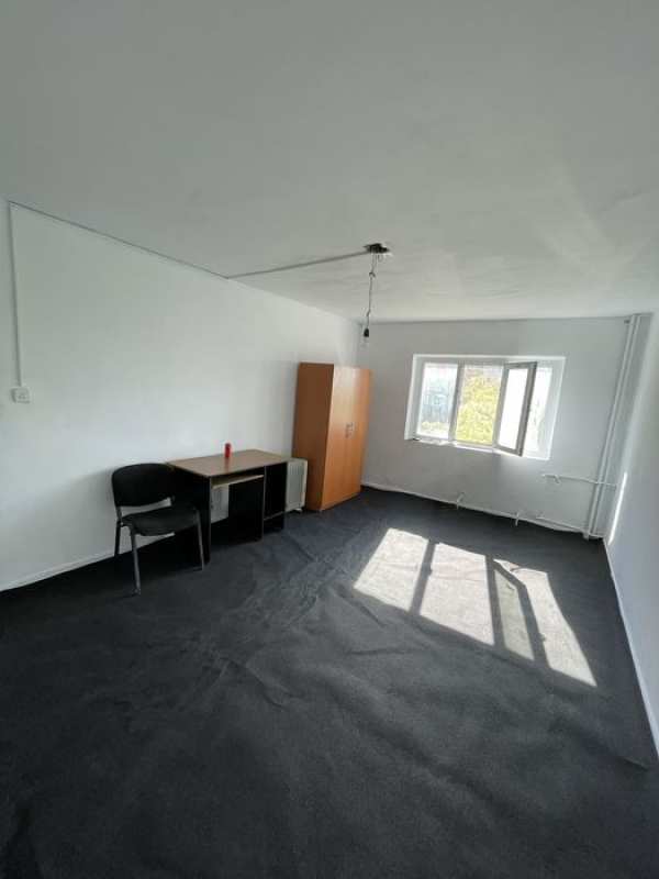 Vând apartament 2 camere – Calafat, etaj 1