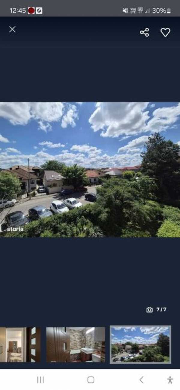 Vand apartament zona centrala,etaj 2.