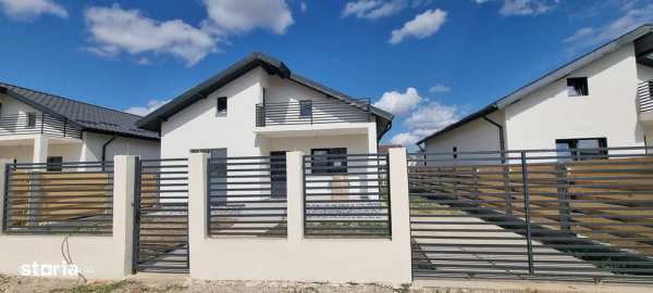 Casa single 3 camere  cu pod mansardabil /teren 300mp/utilitati