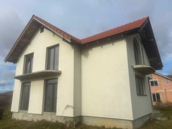 vand casa strada Viilor Alesd