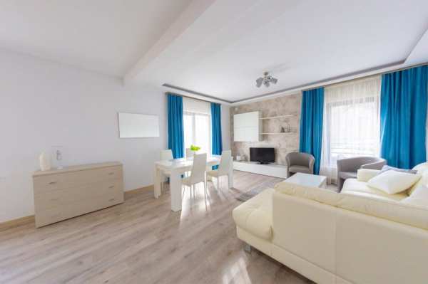Apartament cu 3 camere de inchiriat in zona Dendrologic