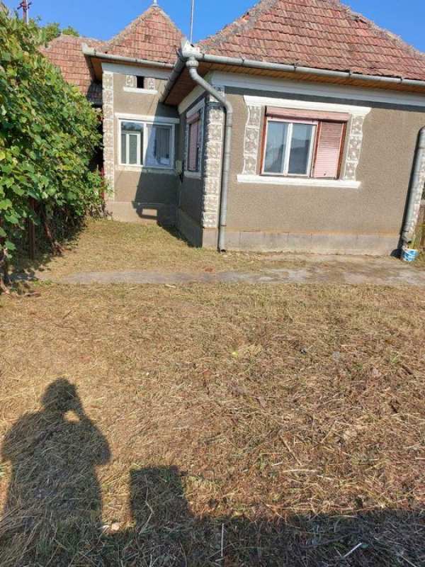 Casa de vanzare localitatea Jucu Herghelie