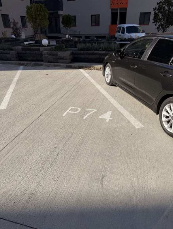 De inchiriat 2 locuri parcare sibiu zona ciresica