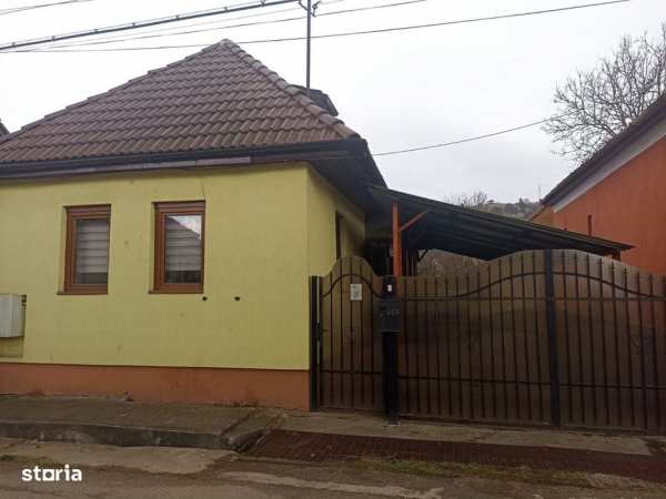 Casa de vanzare Savadisla la 25 km de Cluj