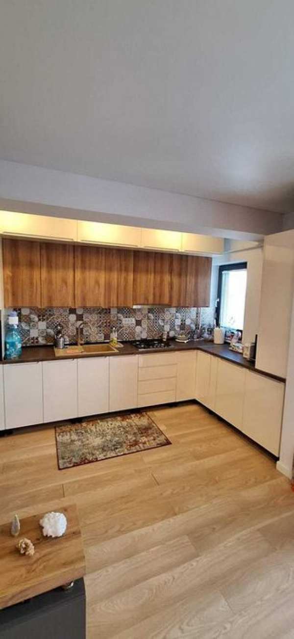 Inchiriez apartament cu 2 camere, str. Intr Cooperativei, sector 5