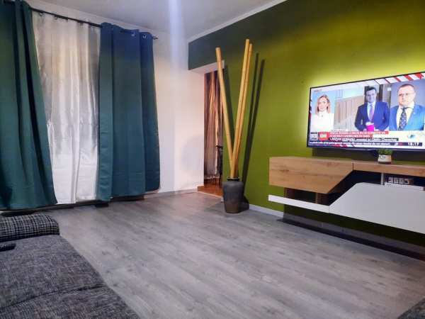 Inchiriez garsoniera/ ap 1 camera str. Moldovei