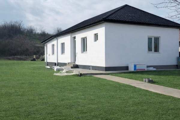 Vand casa in Dragasani, Stefanesti, judetul Valcea