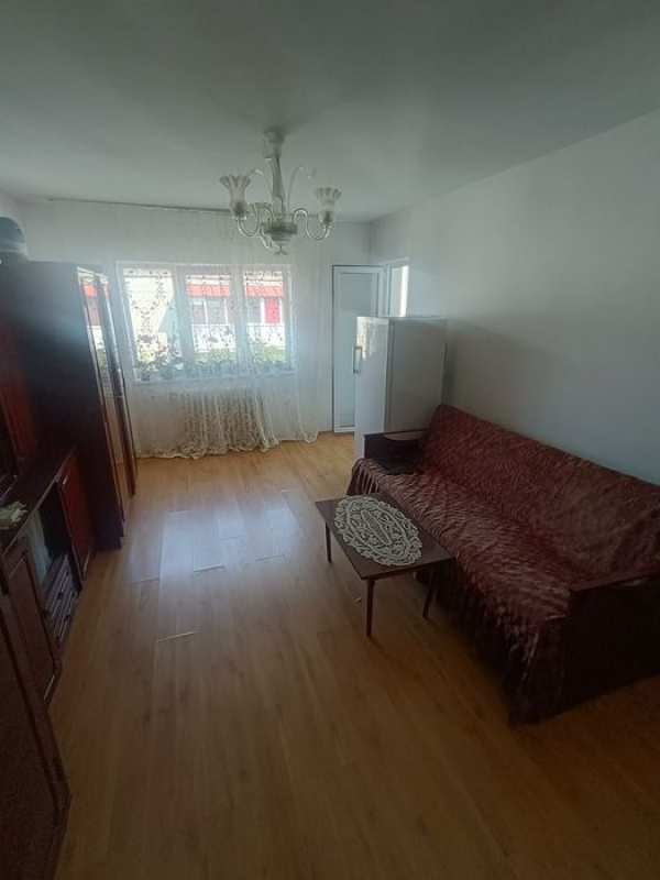 Apartament 2 camere, decomandat, 47 mp, etaj 4