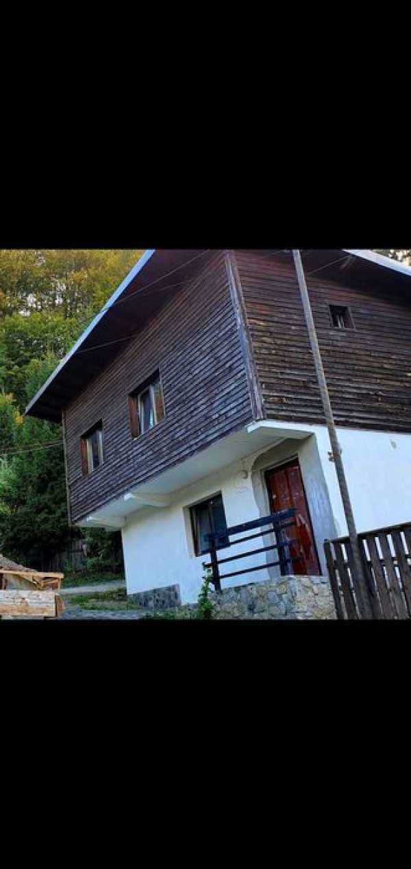 Casa 3 camere la munte Moroieni Dambovita