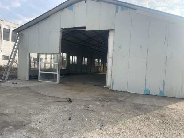 Inchiriez hală strada depozitelor