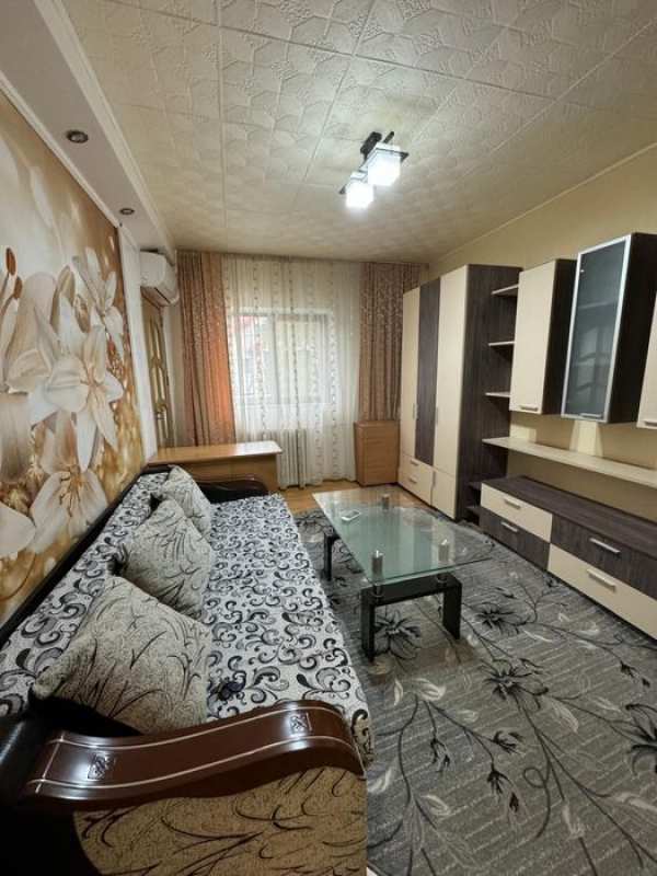 Inchiriez Ap. 1 cam. Gradinari-persoana fizica