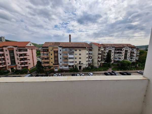 Apartament 4 camere