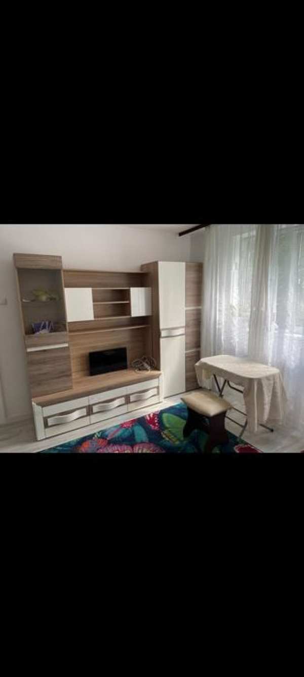 Chirie apartament 3 camere preț de criza