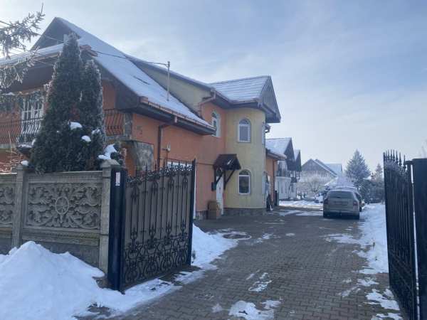 Spatii de inchiriat(1.Sediu firma,spatiu de productie2.Spatiu locuibil