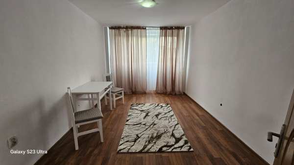 Garsonieră de vanzare in Onesti, etaj 1 .