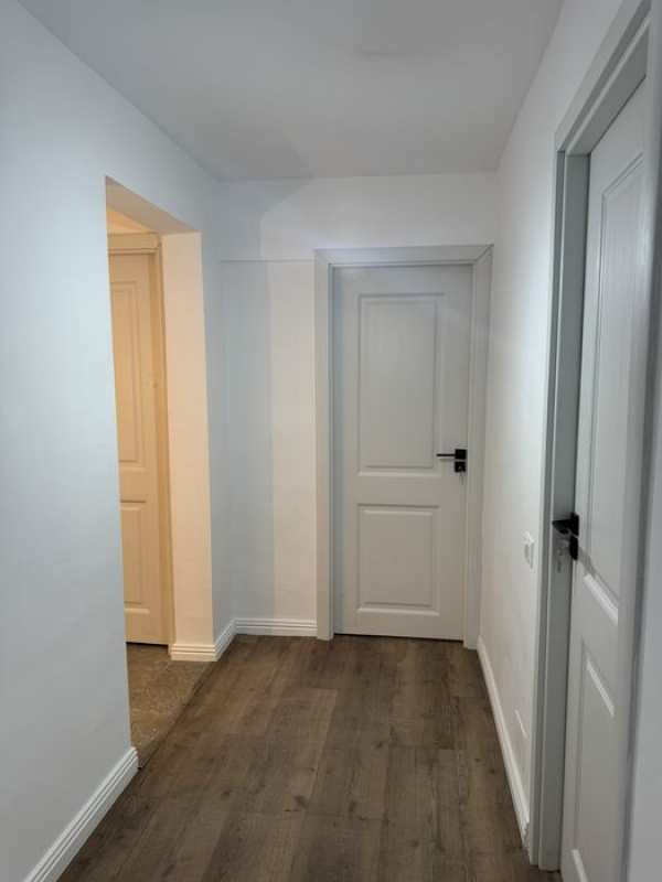 Apartament 3 camere decomandat renovat