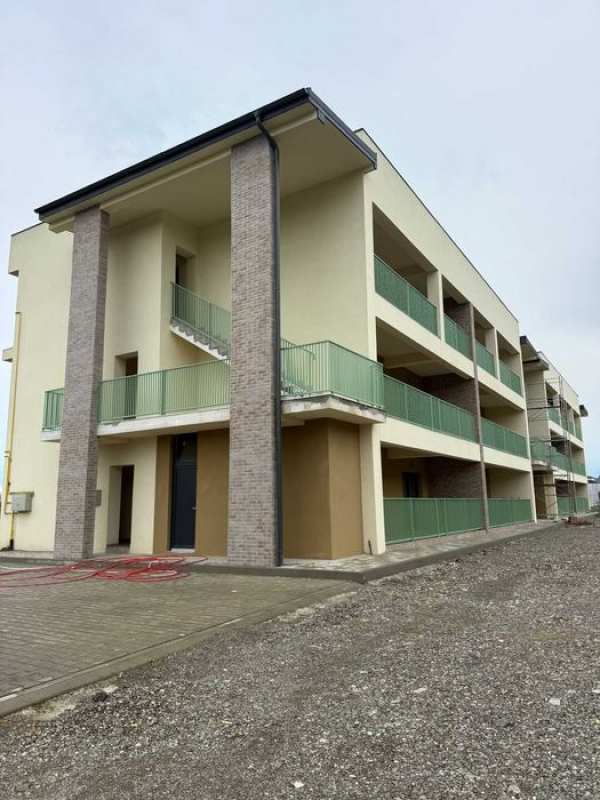 Apartament-3 camere