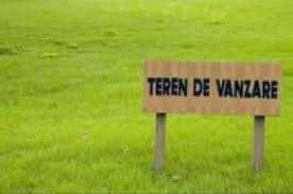 Vand doua parcele teren  extravilan