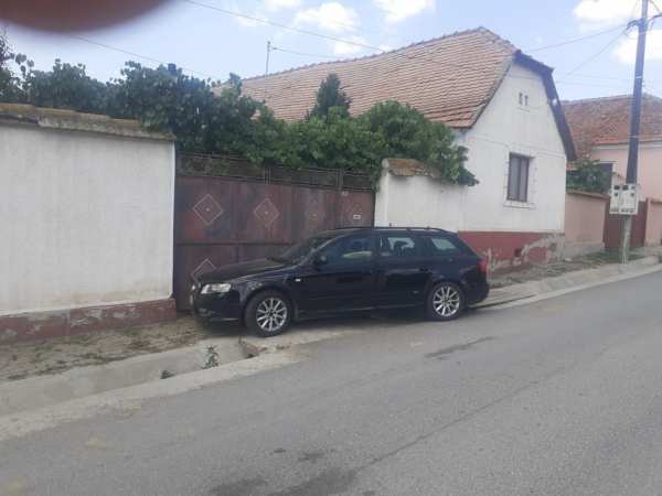 Casa cu curte si gradina