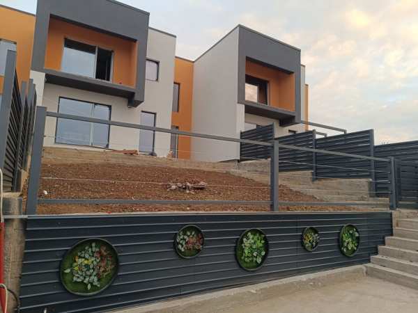 Casa unifamiliala de vanzare Slatina