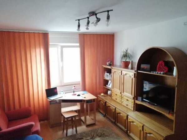 Proprietar dau spre inchiriere garsoniera in zona Bartolomeu