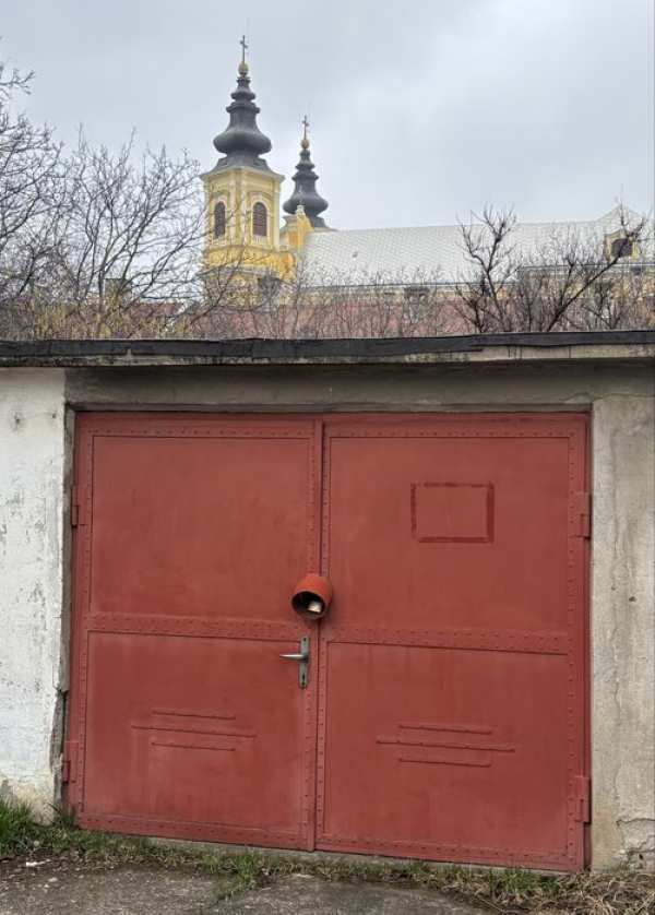 NOU !! Garaj din cărămidă în zonă CENTRALĂ !!