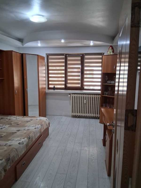 Vand cameră camin lapus Argeș cămin avioane