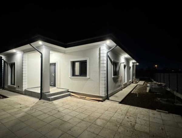 SMARALD RESIDENCE -casa 4 camere