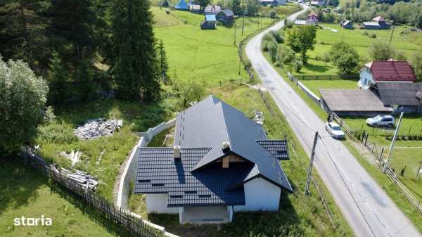 Casă 4 camere Breaza Fundu Moldovei 1200mp